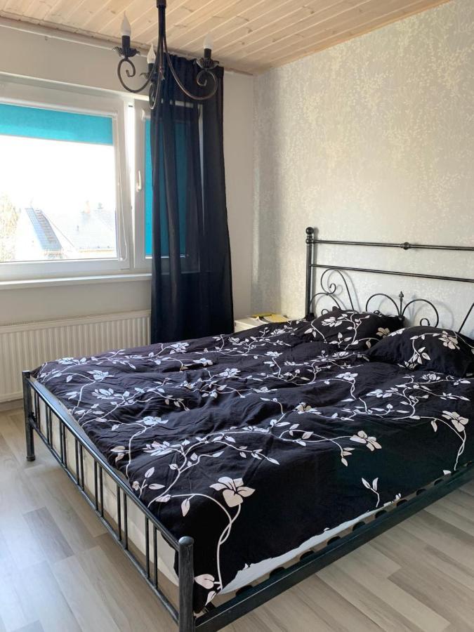 Modern Cozy 2 Bedroom Apartment Near City Center Pärnu Exterior foto